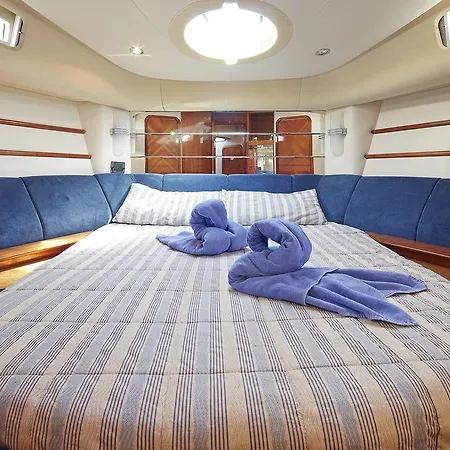 Botel La Gavina Boat