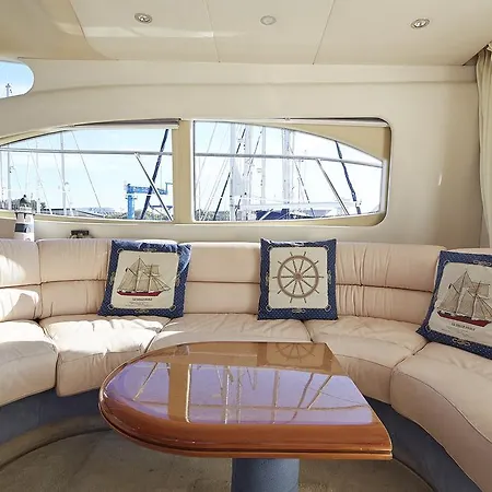 Botel La Gavina Boat