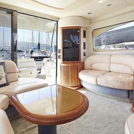 Botel La Gavina Boat Barcelona