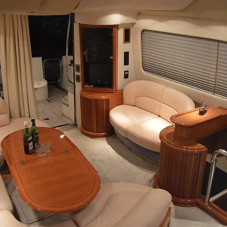 Ботель La Gavina Boat *