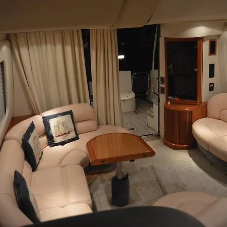 Ботель La Gavina Boat Барселона